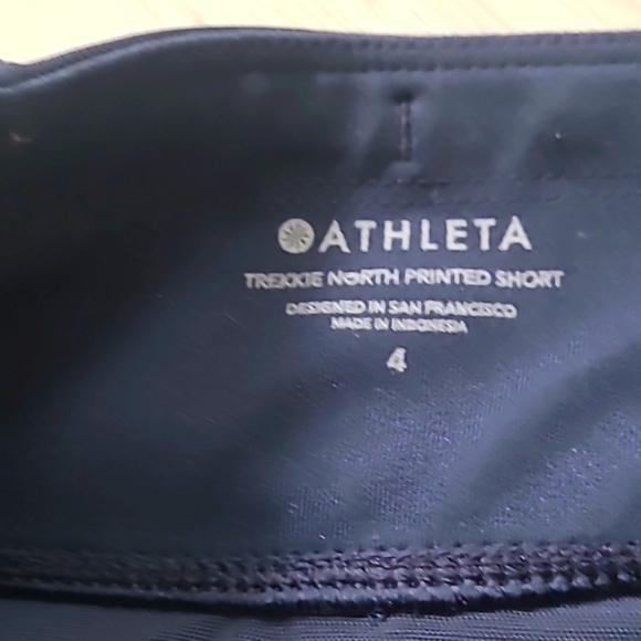 Athleta shorts size 4 - Picture 2 of 3